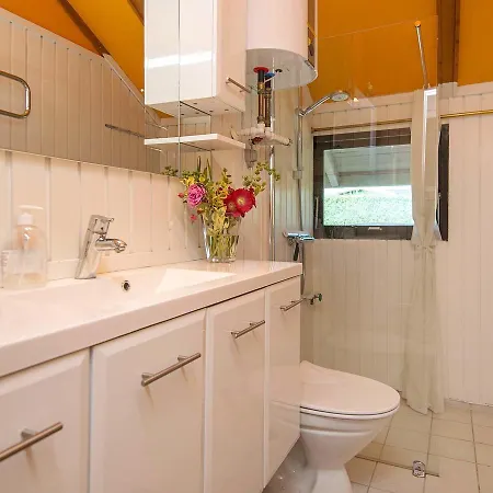 Three-bedroom Holiday In 21 度假居 Hejls