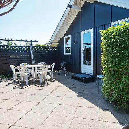 Three-bedroom Holiday In 21 度假居 Hejls